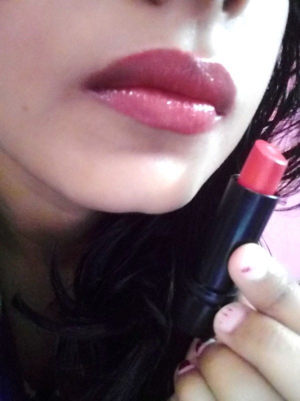 Elle 18 Color Pop Lipstick Rosy Blush 2