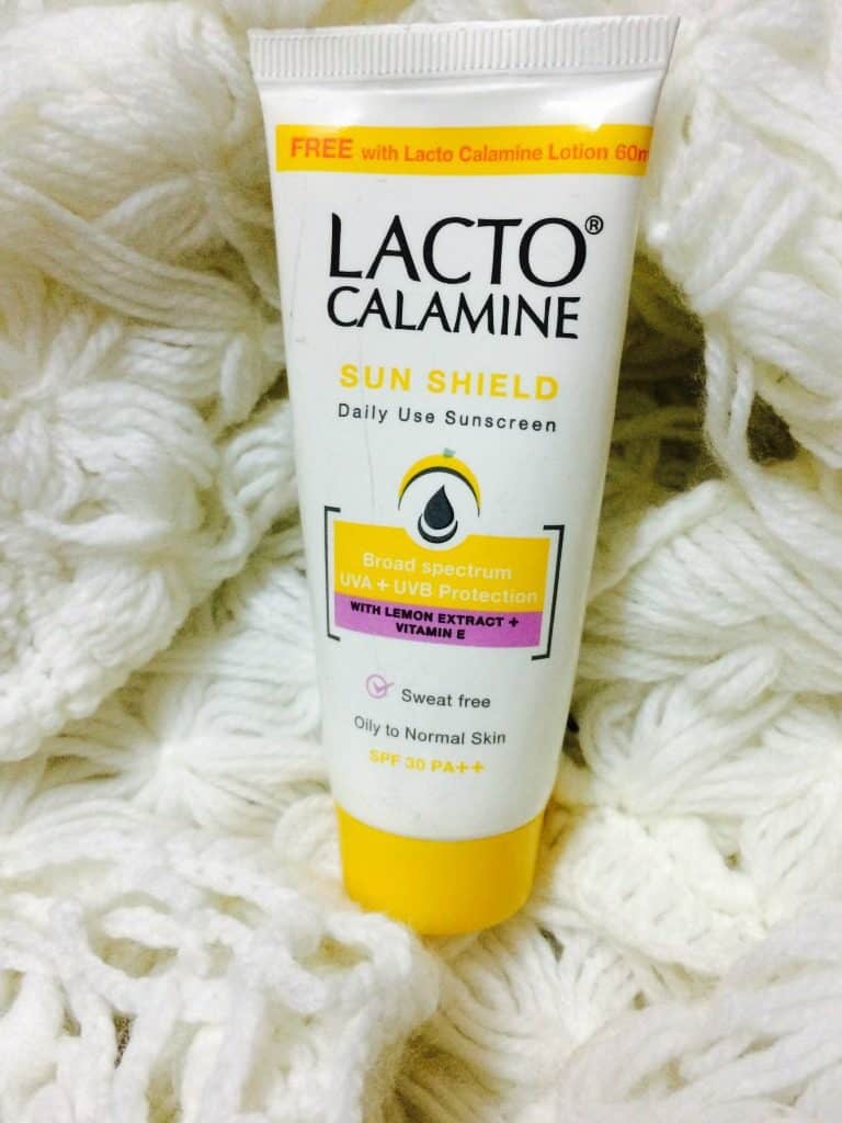 Lacto Calamine Sun Shield Daily Use Sunscreen Oily To Normal Skin 2