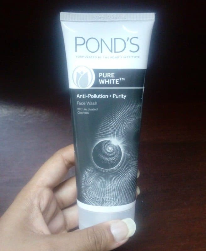 Ponds Pure White Face Wash with Activated Charcoal 4