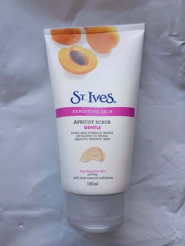 St. Ives Sensitive Skin  Gentle Apricot Scrub