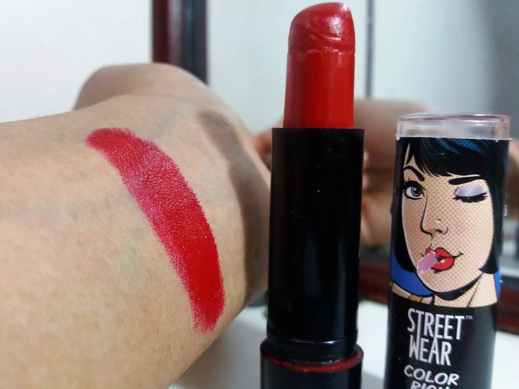 Street Wear Color Rich Ultramoist Lipstick Flirty Flame 04 6